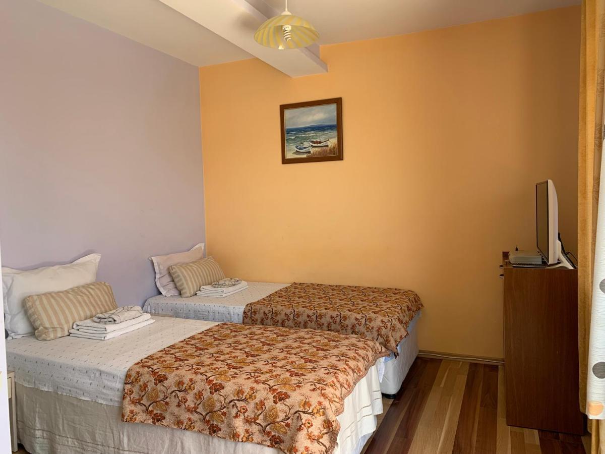 Guest House “Olesya” Obzor Exterior photo